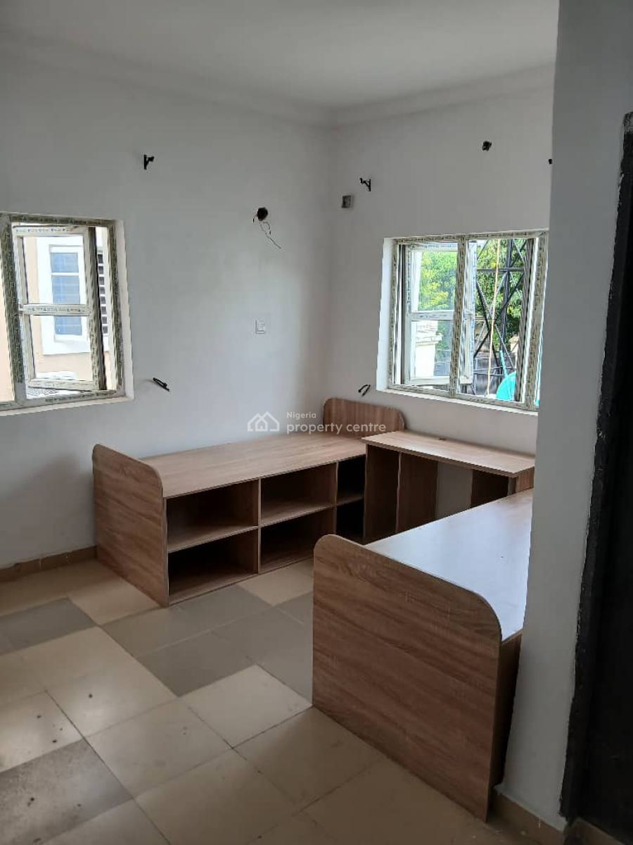 Studio Flat Available at Eleganza Gardens Opposite Vgc, Eleganza Gardens, Vgc, Lekki, Lagos, Flat / Apartment for Rent