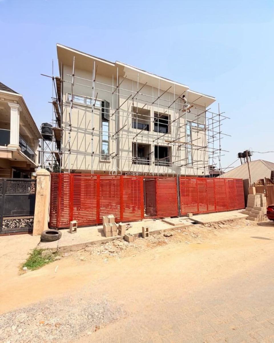 Elegantly Designed 4 Bedroom Semi Detached Duplex + Bq in Serene Estat, Anthony, Maryland, Lagos, Semi-detached Duplex for Sale