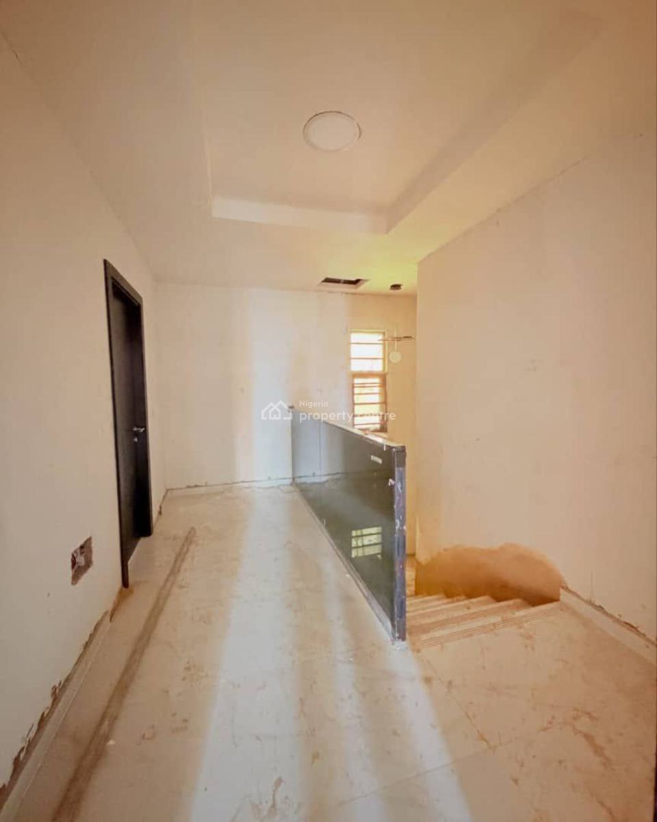 Elegantly Designed 4 Bedroom Semi Detached Duplex + Bq in Serene Estat, Anthony, Maryland, Lagos, Semi-detached Duplex for Sale