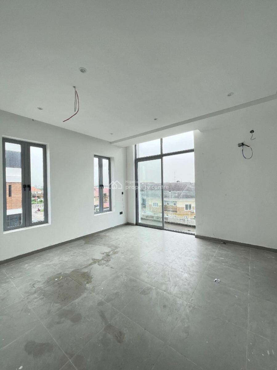 Well Built 3 Bedroom Terrace on 2 Floors with Bq, Lekki Phase 1, Lekki, Lagos, Terraced Duplex for Sale