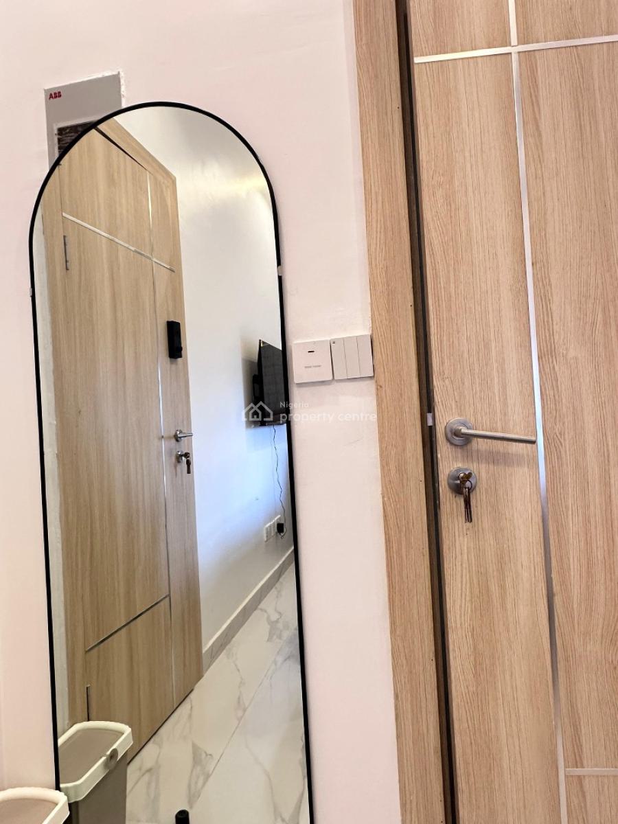 Luxury Studio Apartment, Lekki Phase 1, Lekki, Lagos, Flat / Apartment Short Let