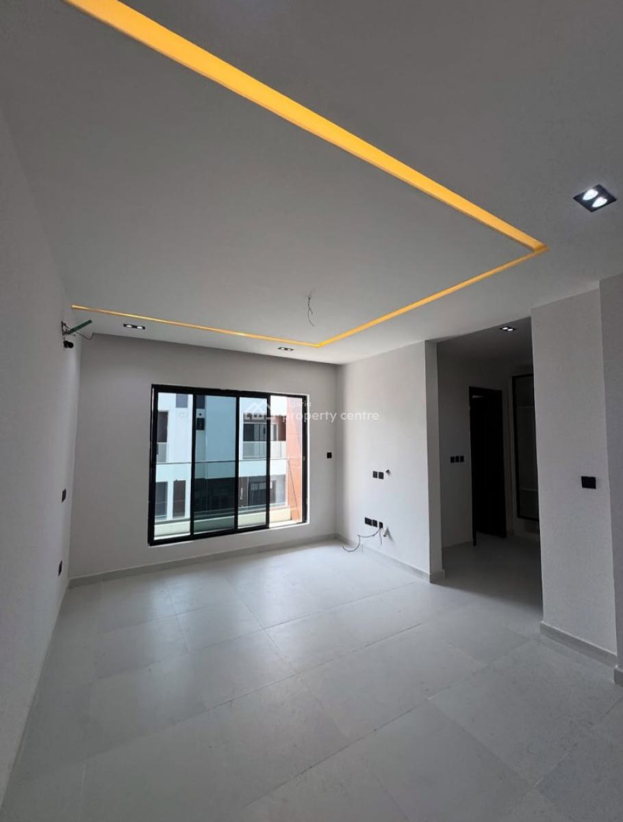 Brand New and Serviced with 24/7 Power Supply 4 Bedroom En-suite Townh, Lekki Phase 1, Lekki, Lagos, Terraced Duplex for Rent