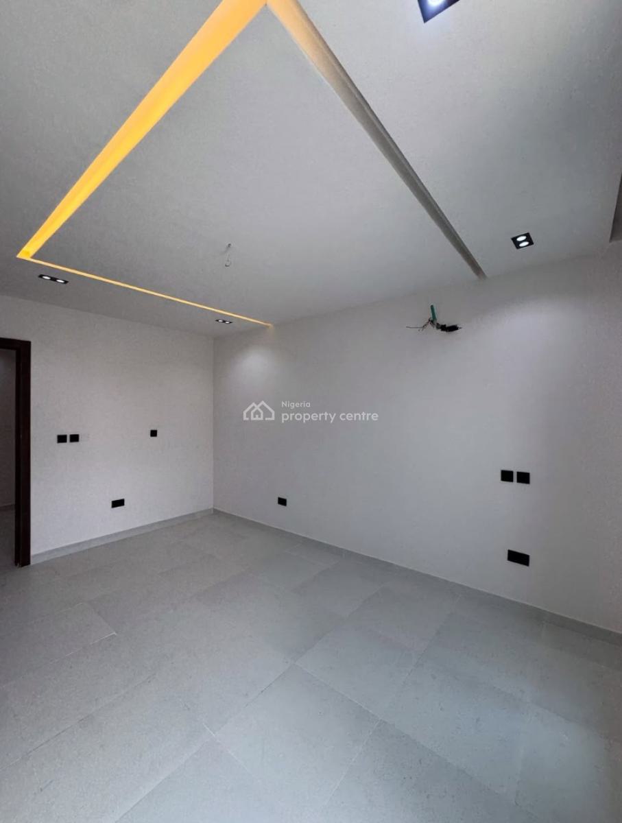 Brand New and Serviced with 24/7 Power Supply 4 Bedroom En-suite Townh, Lekki Phase 1, Lekki, Lagos, Terraced Duplex for Rent