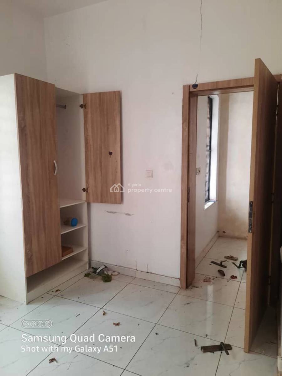 Luxury Self Contained Shared Apartment, Orchid Road, Lekki Phase 2, Lekki, Lagos, Self Contain (single Rooms) for Rent