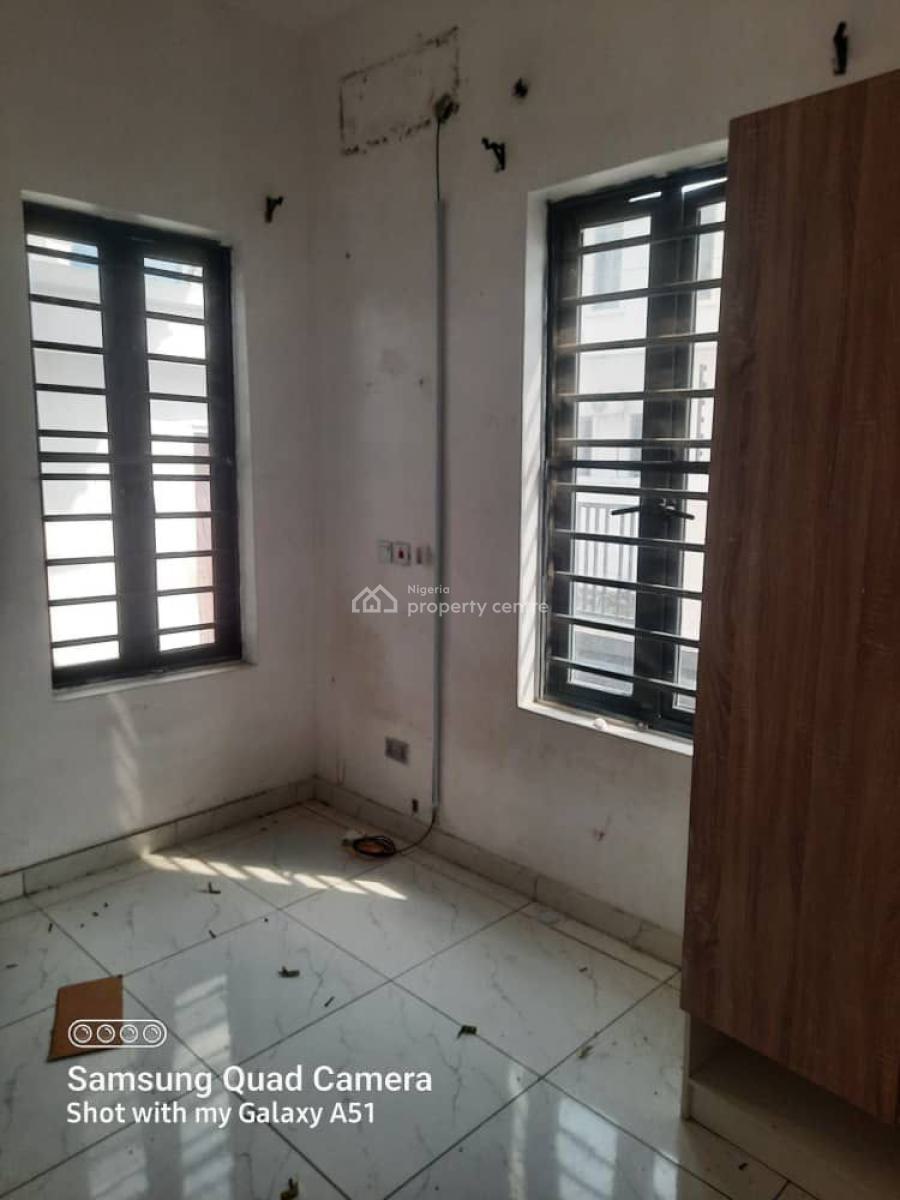 Luxury Self Contained Shared Apartment, Orchid Road, Lekki Phase 2, Lekki, Lagos, Self Contain (single Rooms) for Rent