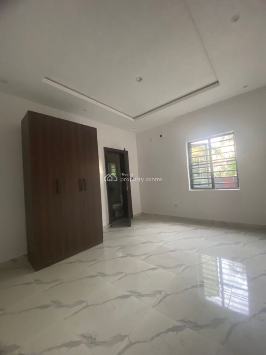 Luxurious 2 Bedrooms Flat, Ologolo, Lekki, Lagos, Flat / Apartment for Rent