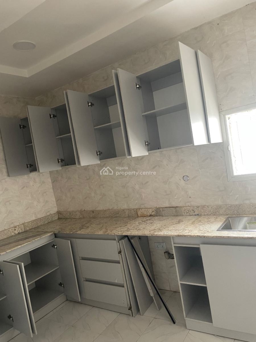 Modern 2-bedroom Apartment  Prime Ogudu Estate.*, Ramat Crescent, Gra, Ogudu, Lagos, Flat / Apartment for Rent