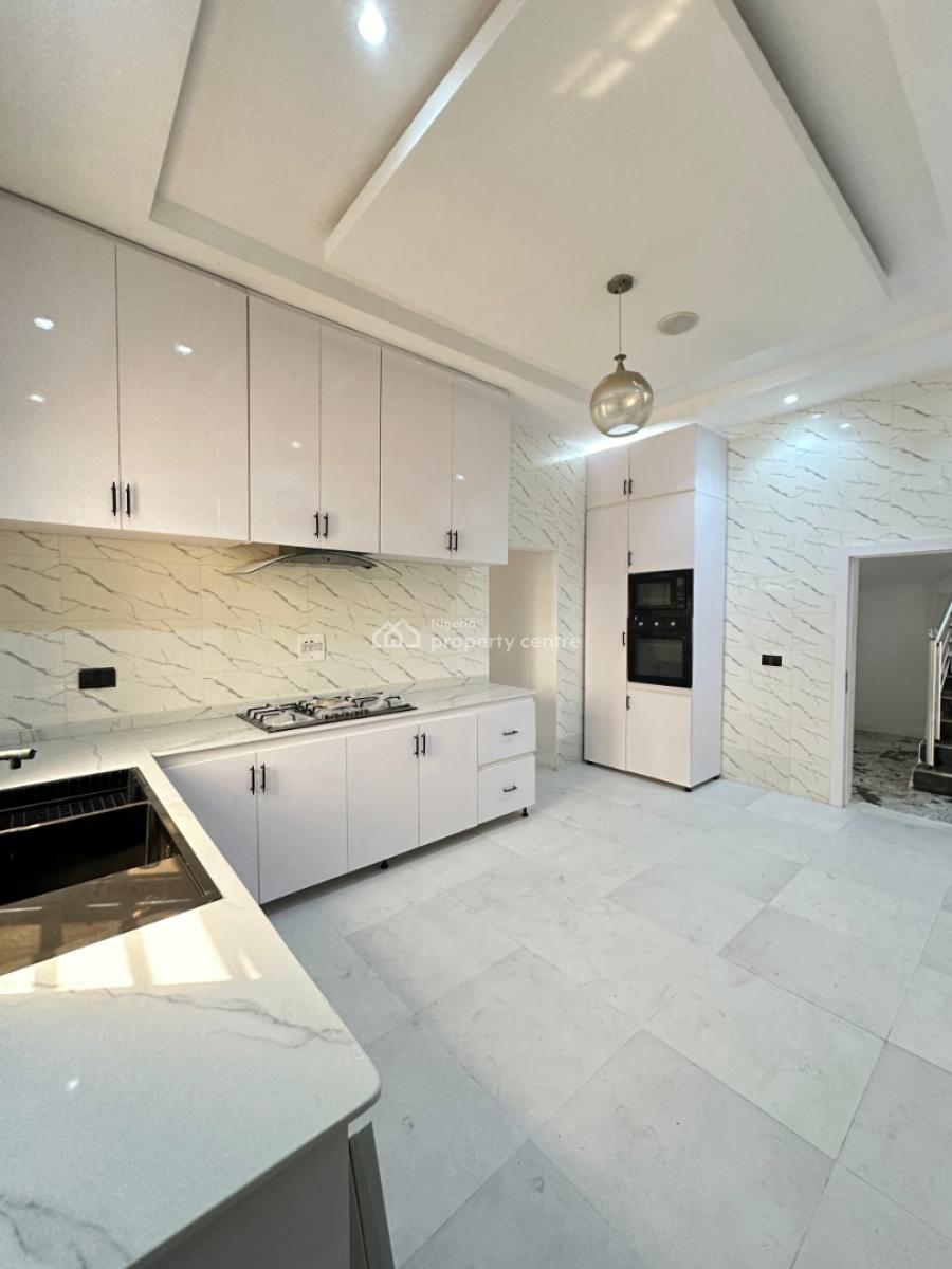 Well-built Spacious Luxury 4 Bedroom Fully Detached Duplex with Bq, Chevron Toll Gate, Orchid Road, Lekki, Lagos, Detached Duplex for Sale