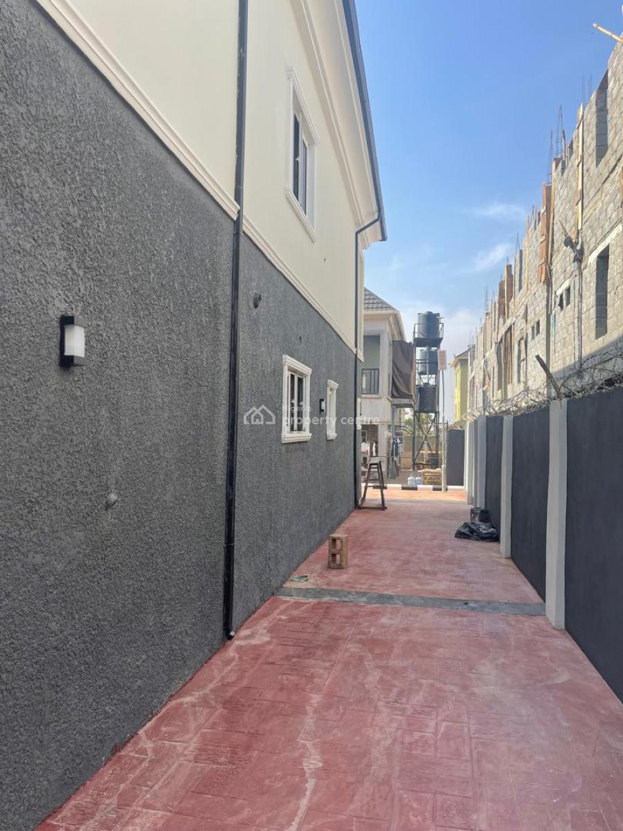 4 Bedrooms Duplex with a Room Bq, Dawaki, Gwarinpa, Abuja, Detached Duplex for Sale