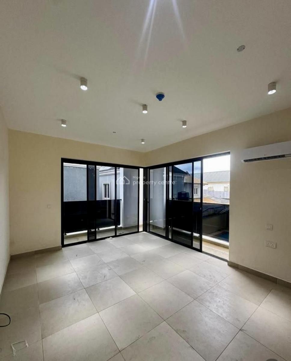 Exquisitely Detailed 2-bedroom Apartment with Bq, Pool & Elevator, Lekki Phase 1, Lekki, Lagos, Flat / Apartment for Rent