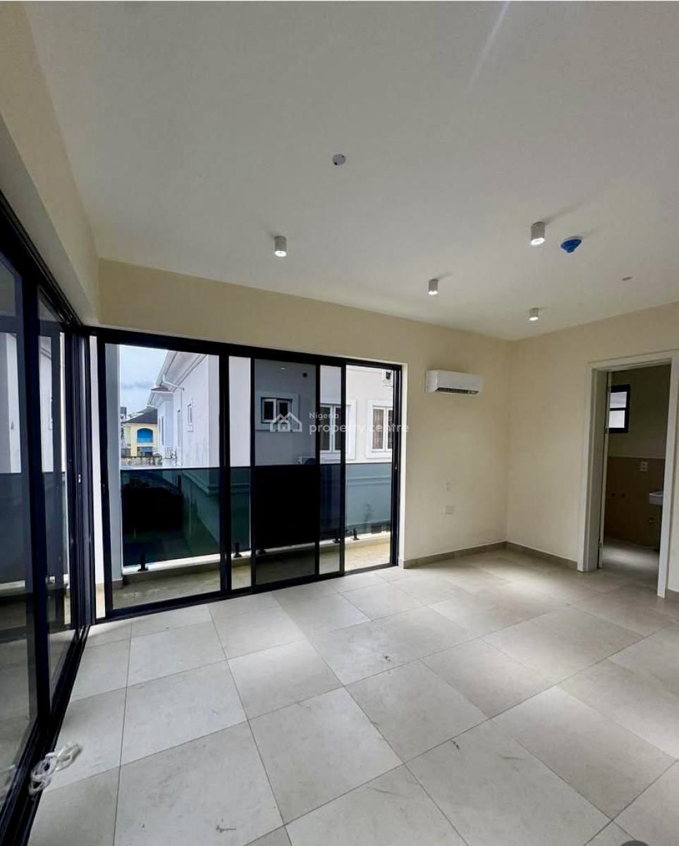 Exquisitely Detailed 2-bedroom Apartment with Bq, Pool & Elevator, Lekki Phase 1, Lekki, Lagos, Flat / Apartment for Rent