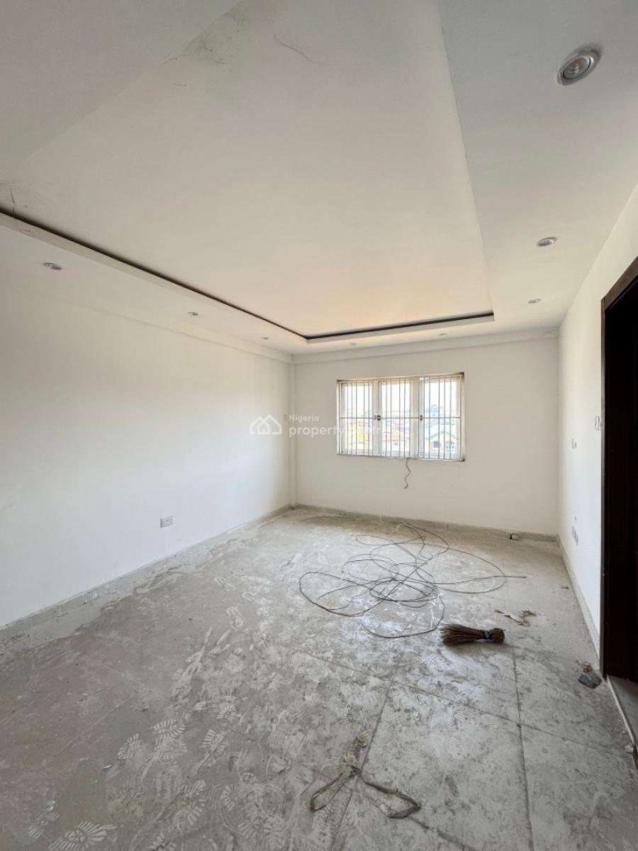 Exclusive 3 Bed Apartment in a Central Location, Surulere, Surulere, Lagos, House for Sale