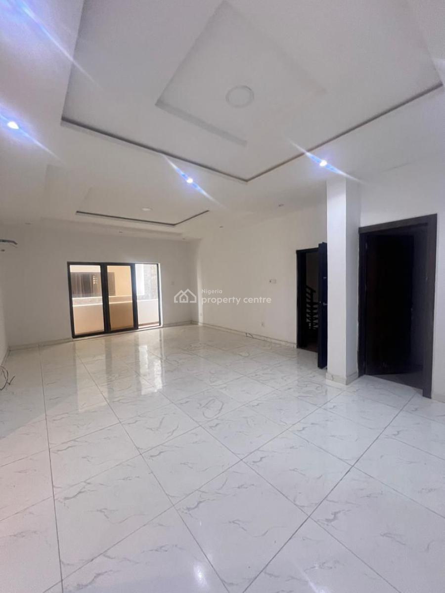 Luxury Home in Lekki: 3-bedroom with Gym, Lekki Phase 1, Lekki, Lagos, Flat / Apartment for Rent