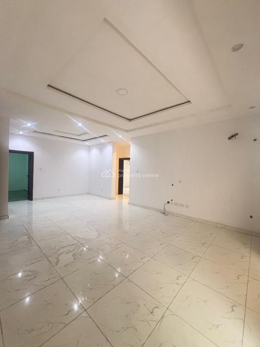 Luxury Home in Lekki: 3-bedroom with Gym, Lekki Phase 1, Lekki, Lagos, Flat / Apartment for Rent