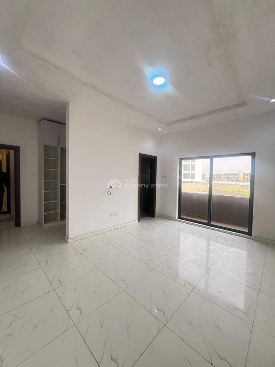Luxury Home in Lekki: 3-bedroom with Gym, Lekki Phase 1, Lekki, Lagos, Flat / Apartment for Rent