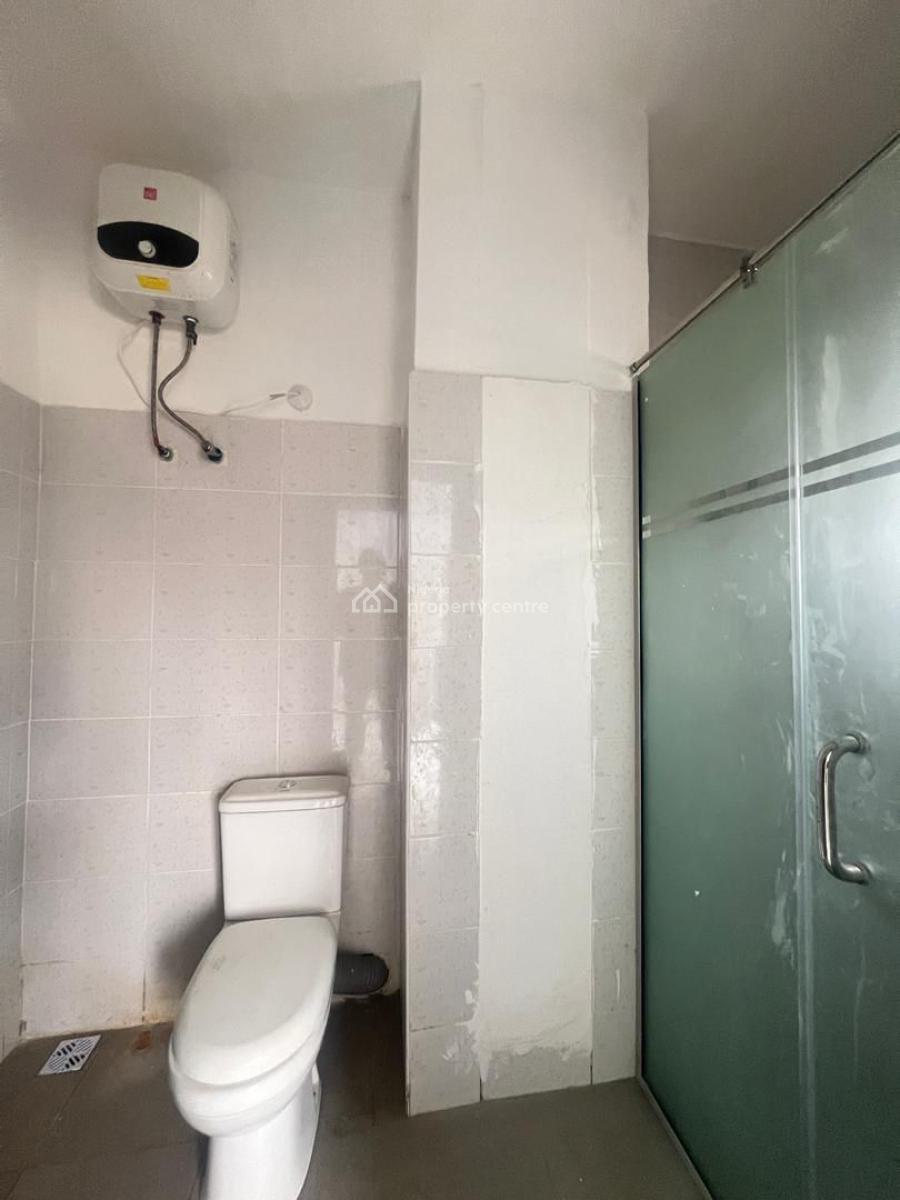 Luxury Home in Lekki: 3-bedroom with Gym, Lekki Phase 1, Lekki, Lagos, Flat / Apartment for Rent