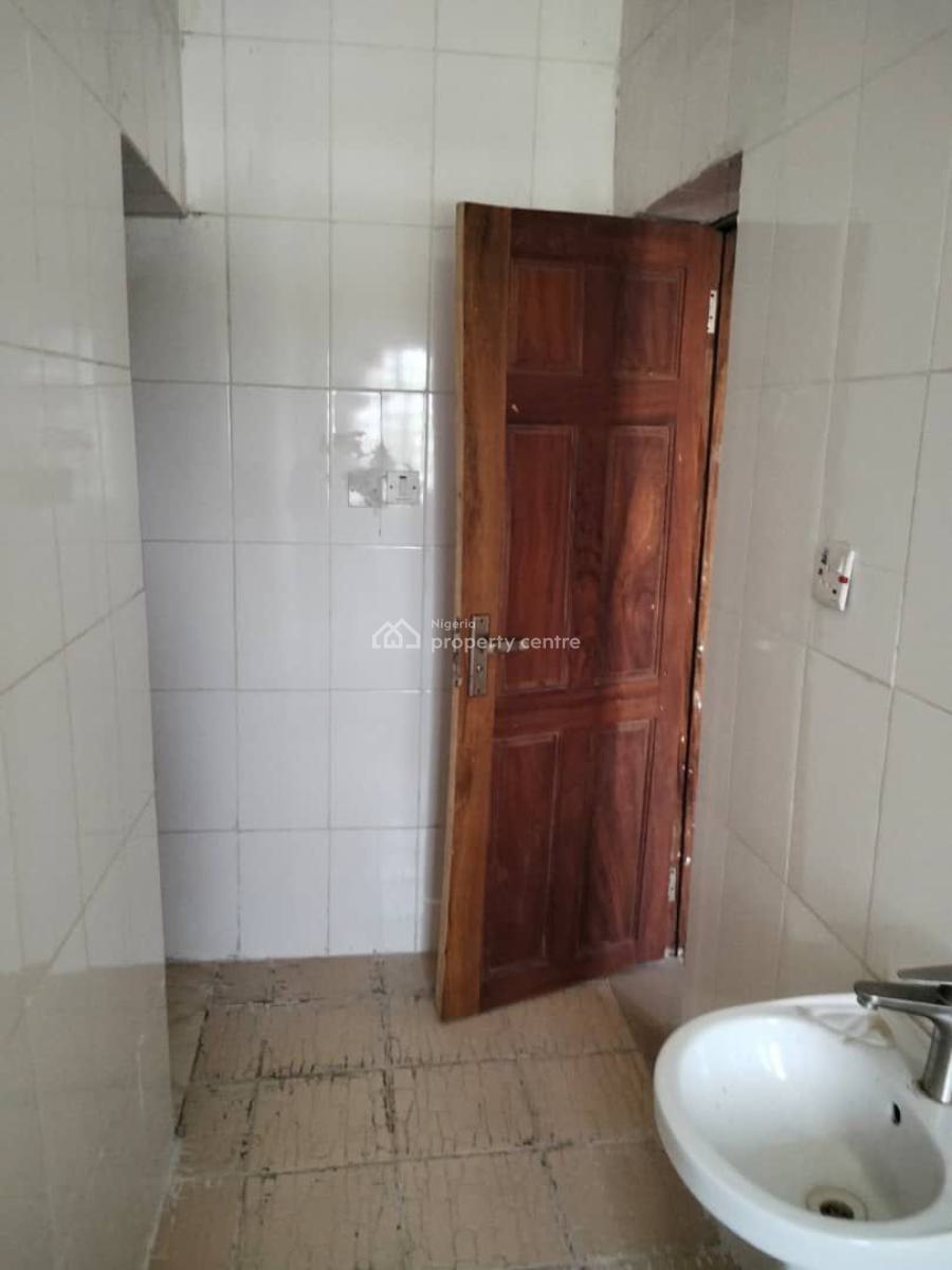 Sharp 3 Bedrooms Apartment, Upstairs, Abijo, Lekki, Lagos, Flat / Apartment for Rent