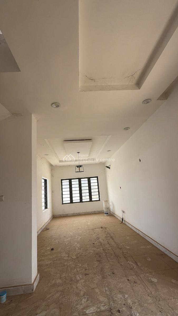 Now Listing a Distressed 5 Units of Newly Built 4-bedroom Duplex with, Jahi, Jahi, Abuja, Terraced Duplex for Sale