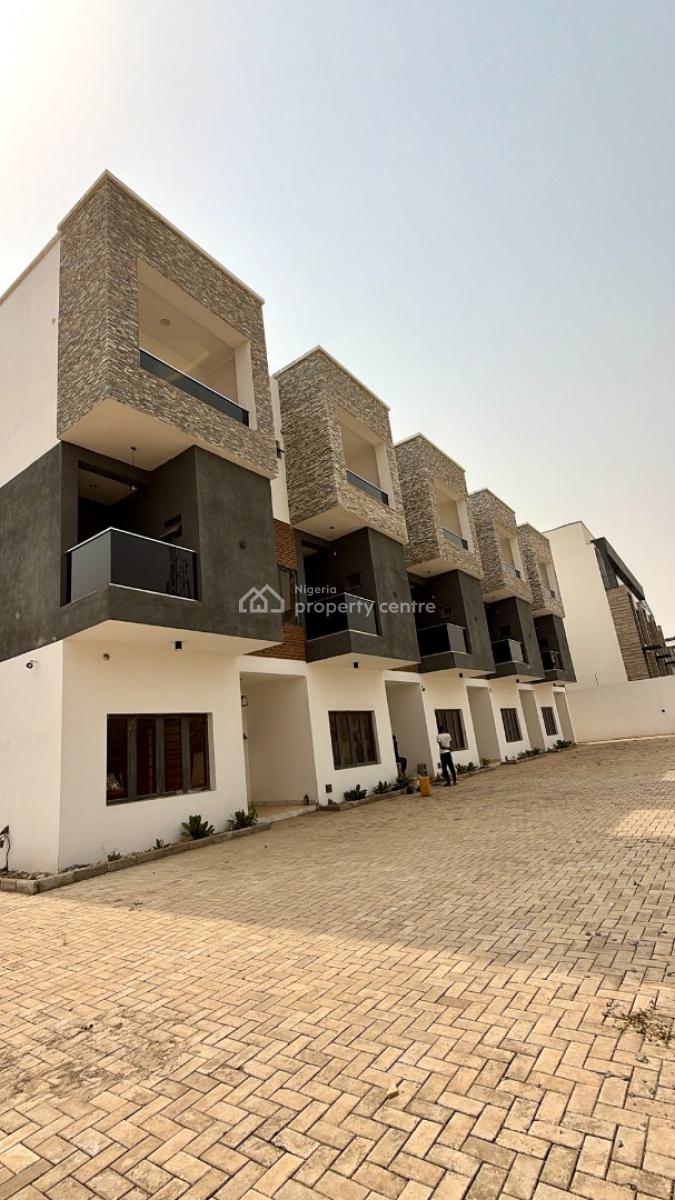 Now Listing a Distressed 5 Units of Newly Built 4-bedroom Duplex with, Jahi, Jahi, Abuja, Terraced Duplex for Sale