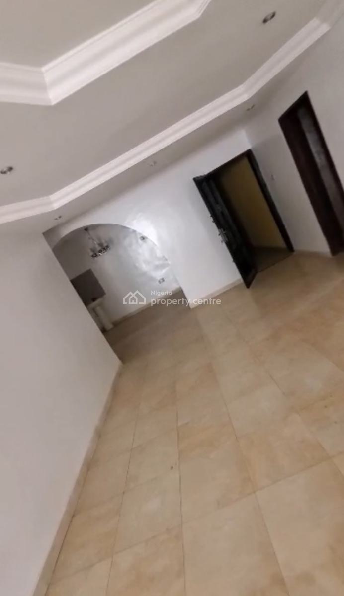 Executive 4 Bedroom Flat(alone in The Compound) at Igbe- Laara , Ikd., Igbe- Laara, Ikorodu, Lagos, Flat / Apartment for Rent