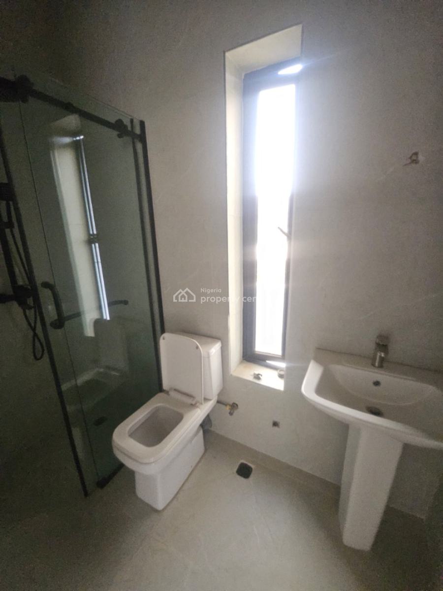 Brandnew 6 Bedroom Duplex, By Nnpc, Guzape District, Abuja, Terraced Duplex for Sale