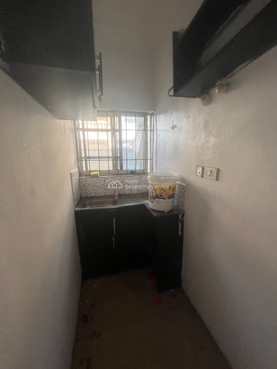 Nice and Clean Mini Flat, Mobil Road Ilaje, Ajah, Lagos, Mini Flat (room and Parlour) for Rent