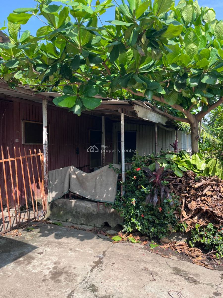 4 Bedroom Demolishable Bungalow on 450sqm Land, 1004 Resettlement Village, Victoria Island (vi), Lagos, Land for Sale