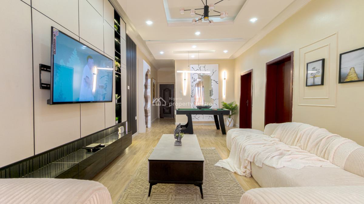 Luxury 2bedroom with Snooker in Lekki Phase 1, Off Admiralty, Lekki Phase 1, Lekki, Lagos, Flat / Apartment Short Let