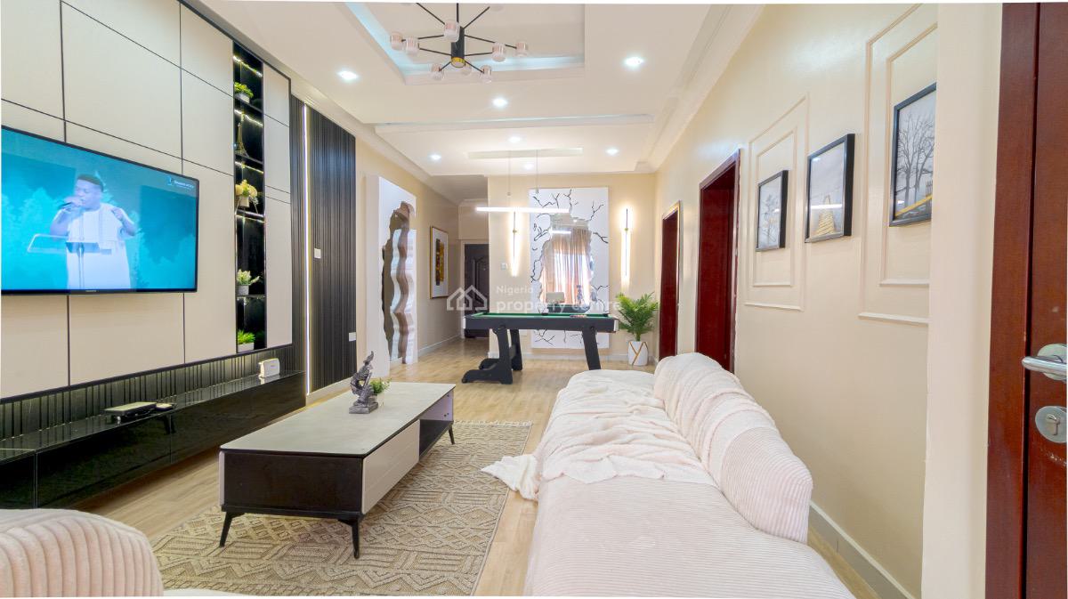 Luxury 2bedroom with Snooker in Lekki Phase 1, Off Admiralty, Lekki Phase 1, Lekki, Lagos, Flat / Apartment Short Let