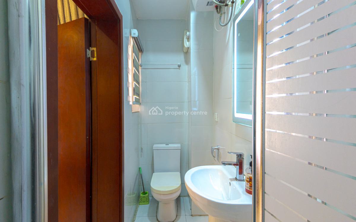 Luxury 2bedroom with Snooker in Lekki Phase 1, Off Admiralty, Lekki Phase 1, Lekki, Lagos, Flat / Apartment Short Let