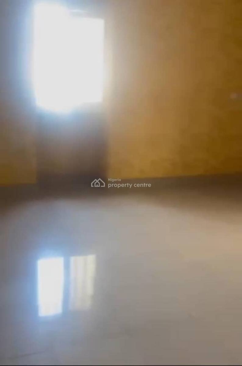 Lovely 3 Bedroom Flat, Gbagada, Lagos, Flat / Apartment for Rent