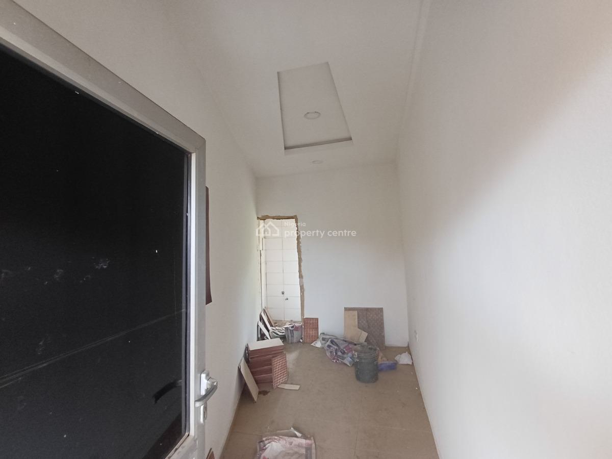 12sqm Shop / Office Space with Toilets on The Second Floor, Wuse 2, Abuja, Office Space for Rent