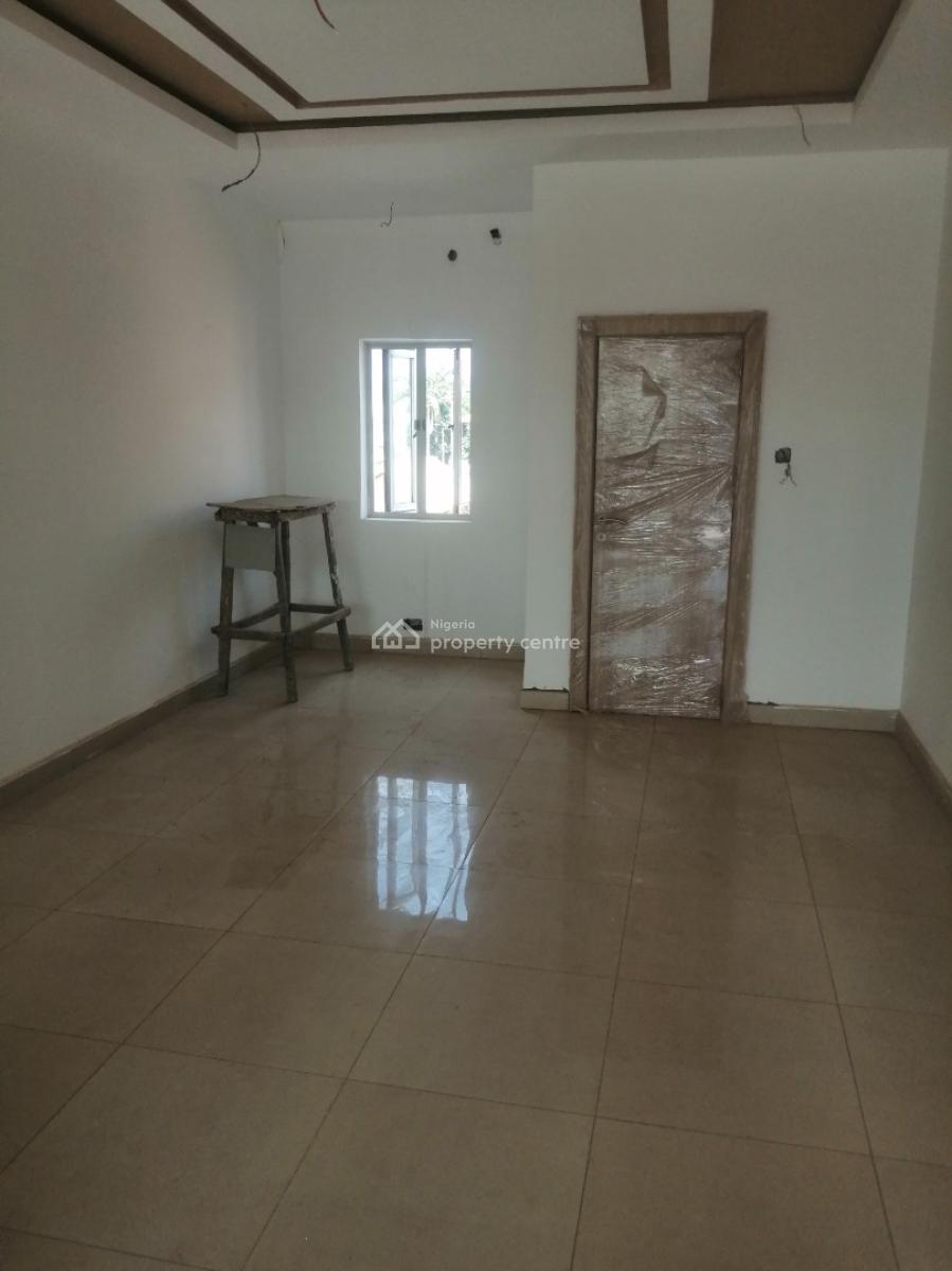 Shop in a Brand New Plaza, 6th Avenue, Gwarinpa, Abuja, Plaza / Complex / Mall for Rent