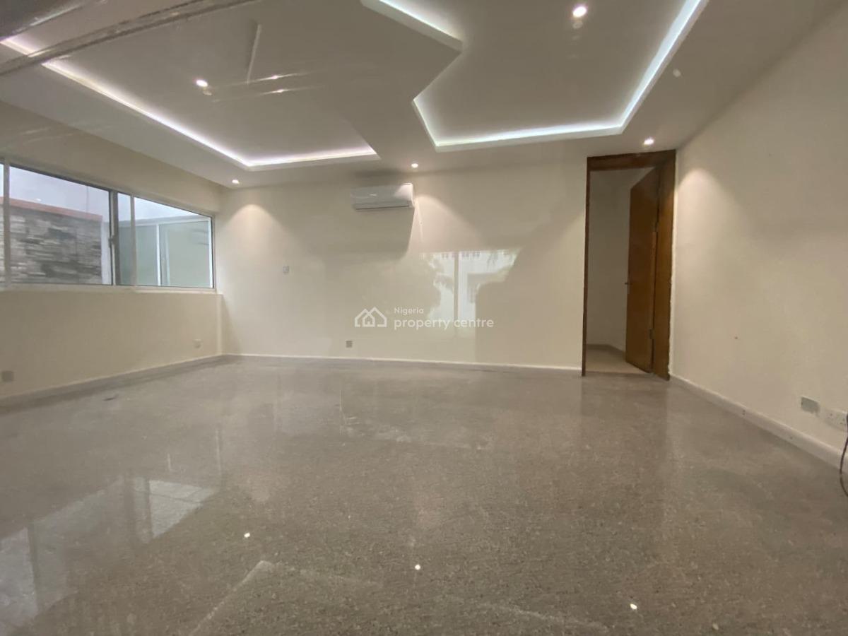 3 Bedroom Apartment with Bq and Swimming Pool, Banana Island Estate, Ikoyi, Lagos, Flat / Apartment for Rent