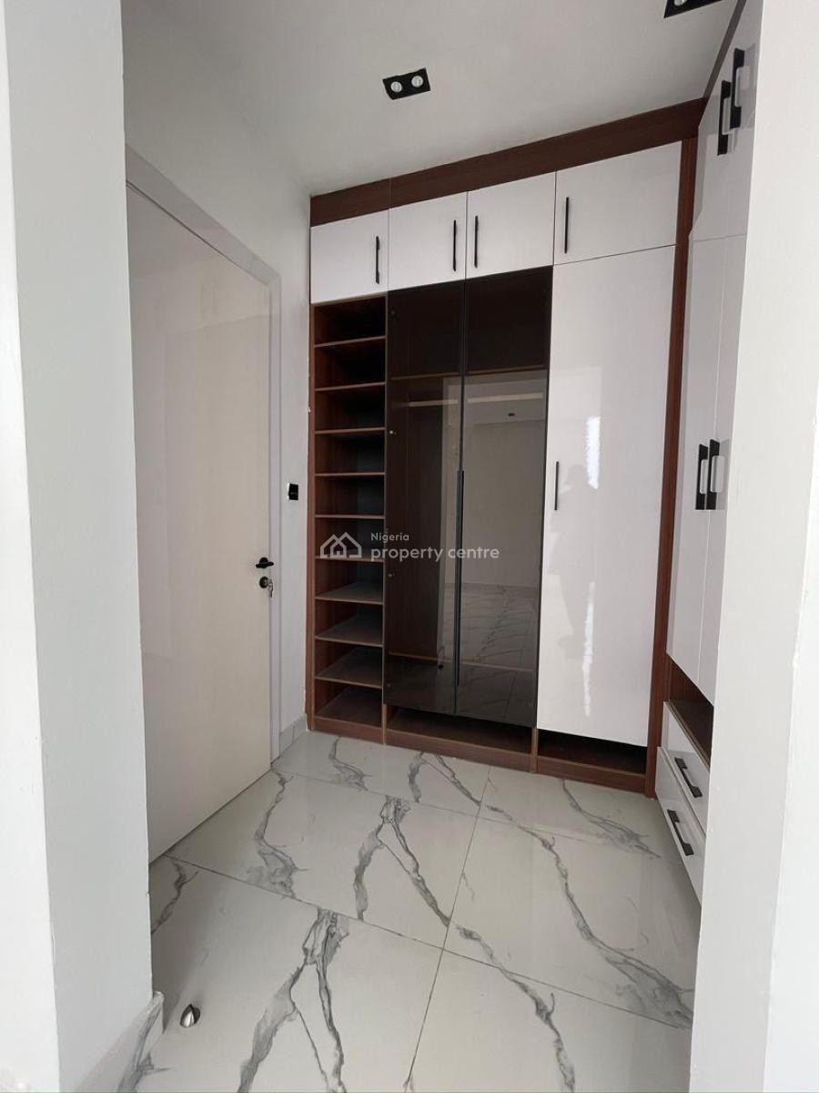 Spacious  5 Bedroom Fully  Detached Duplex with Rooftop, Pool, and Gym, Lekki Phase 1, Lekki, Lagos, Detached Duplex for Sale