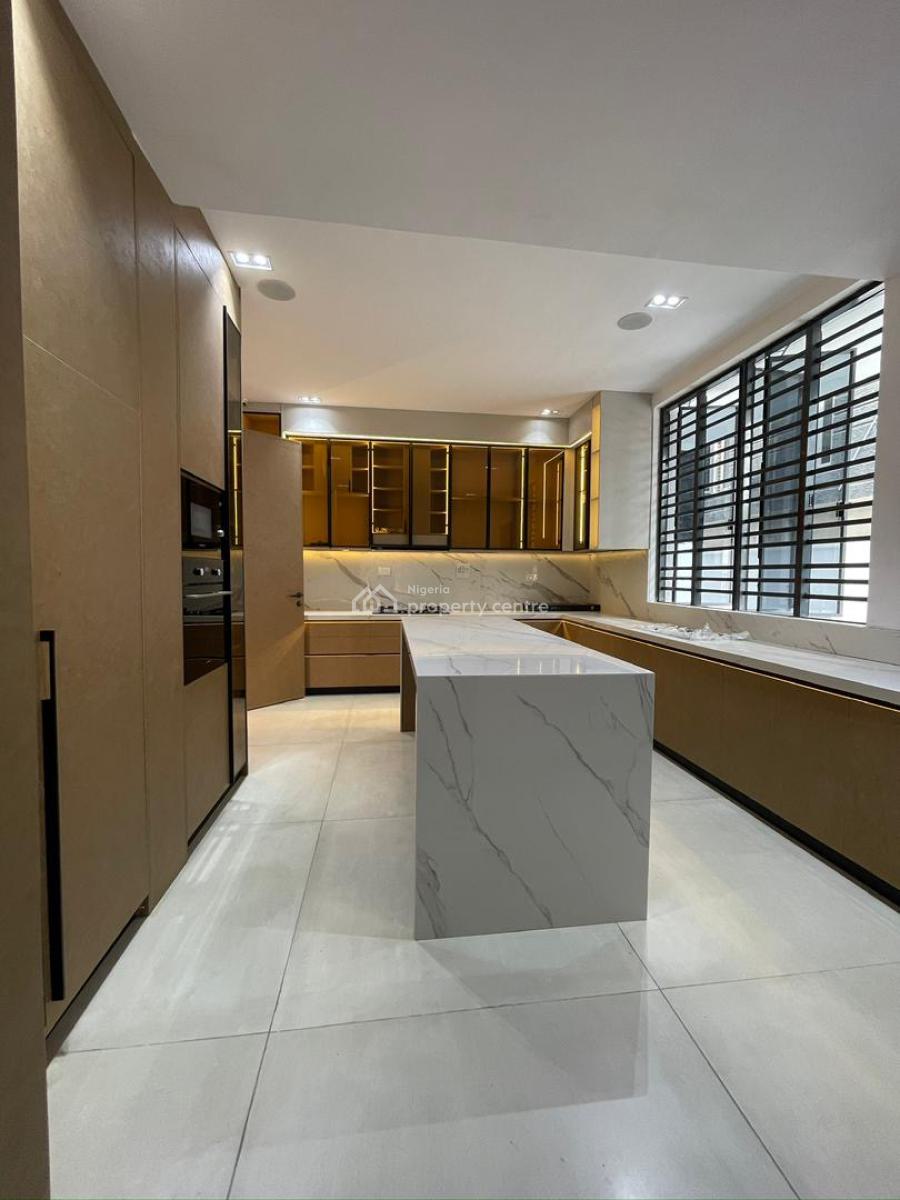 Spacious  5 Bedroom Fully  Detached Duplex with Rooftop, Pool, and Gym, Lekki Phase 1, Lekki, Lagos, Detached Duplex for Sale