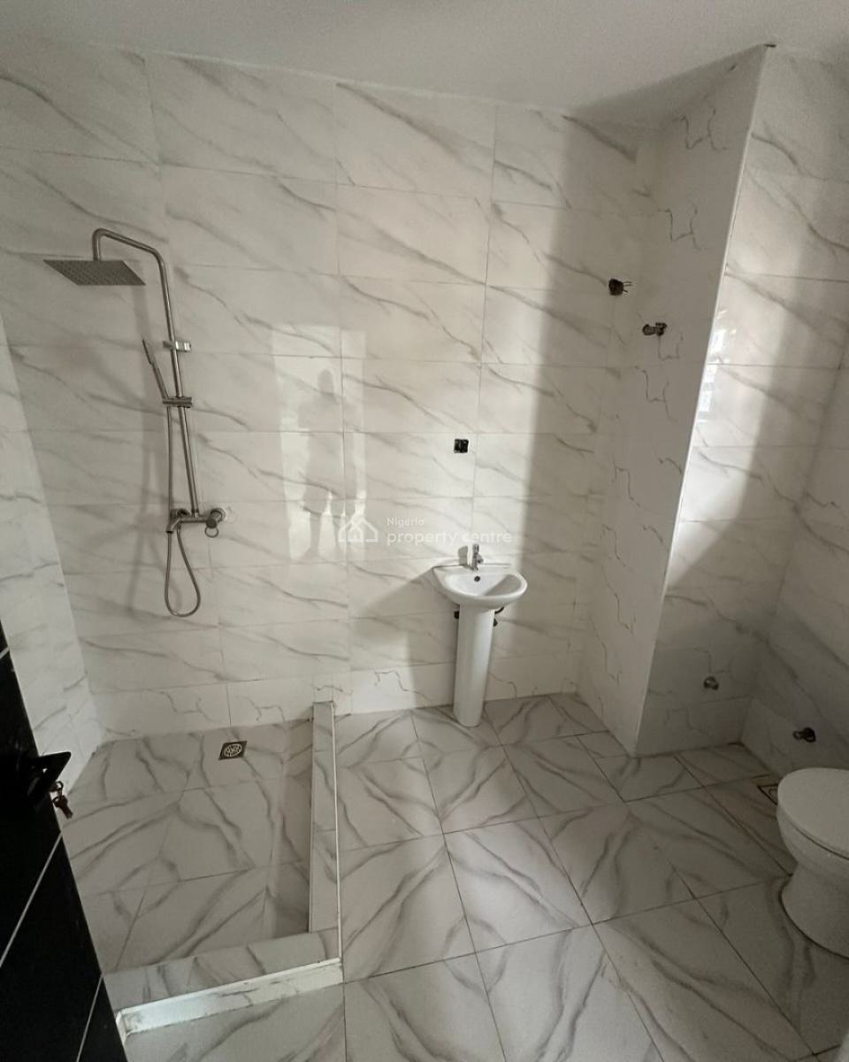 4 Bedrooms Terraced Duplex and Bq, Gaduwa, Abuja, Terraced Duplex for Sale