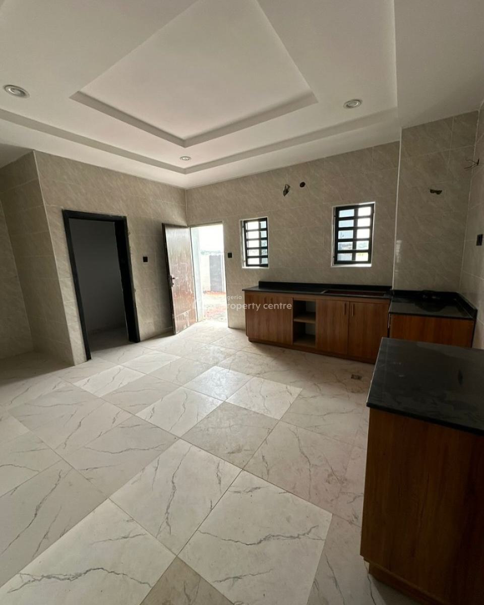 4 Bedrooms Terraced Duplex and Bq, Gaduwa, Abuja, Terraced Duplex for Sale