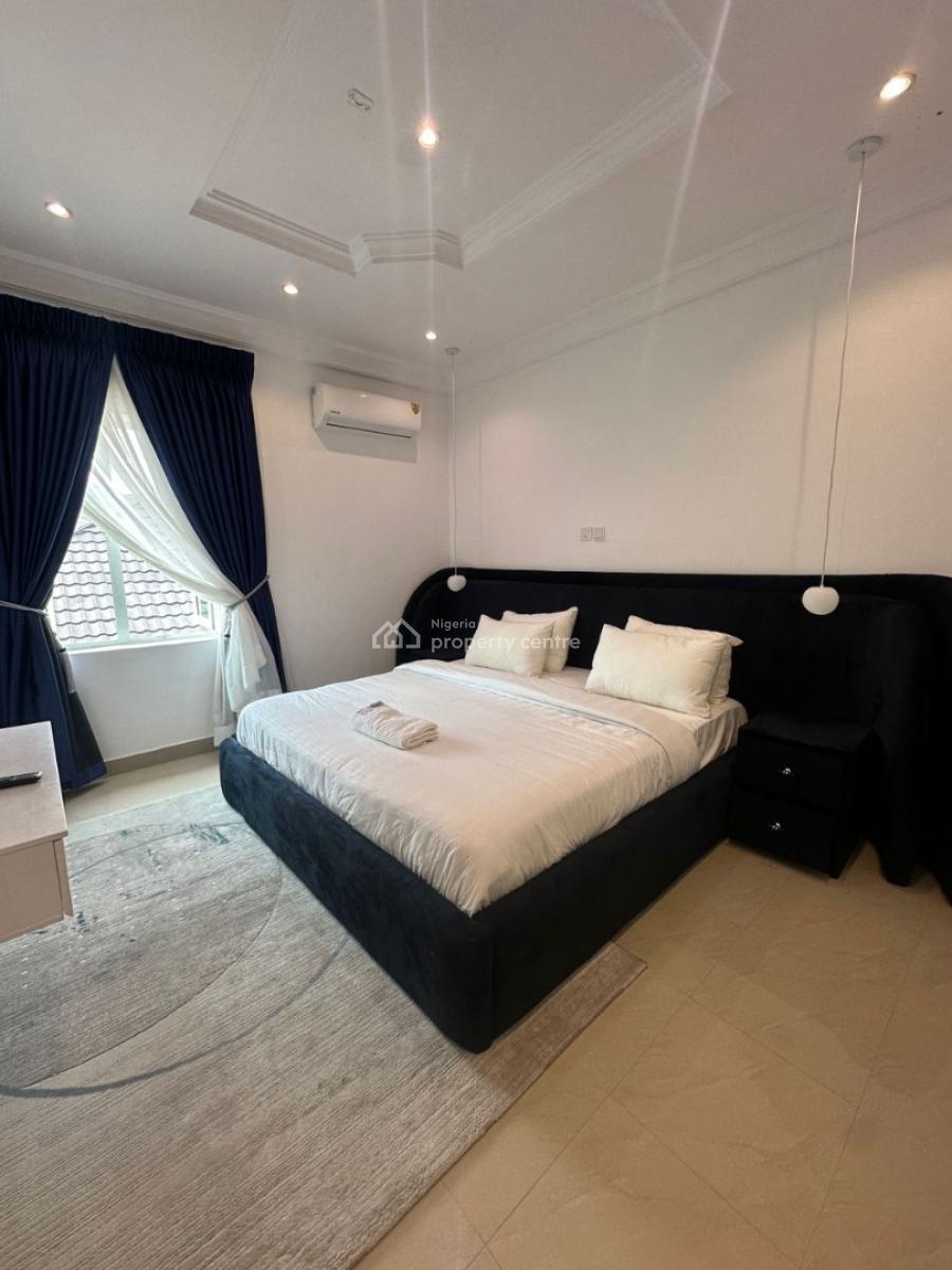 Luxury 3-bedroom Apartment with Pool & City View, Ikoyi, Lagos, Flat / Apartment Short Let