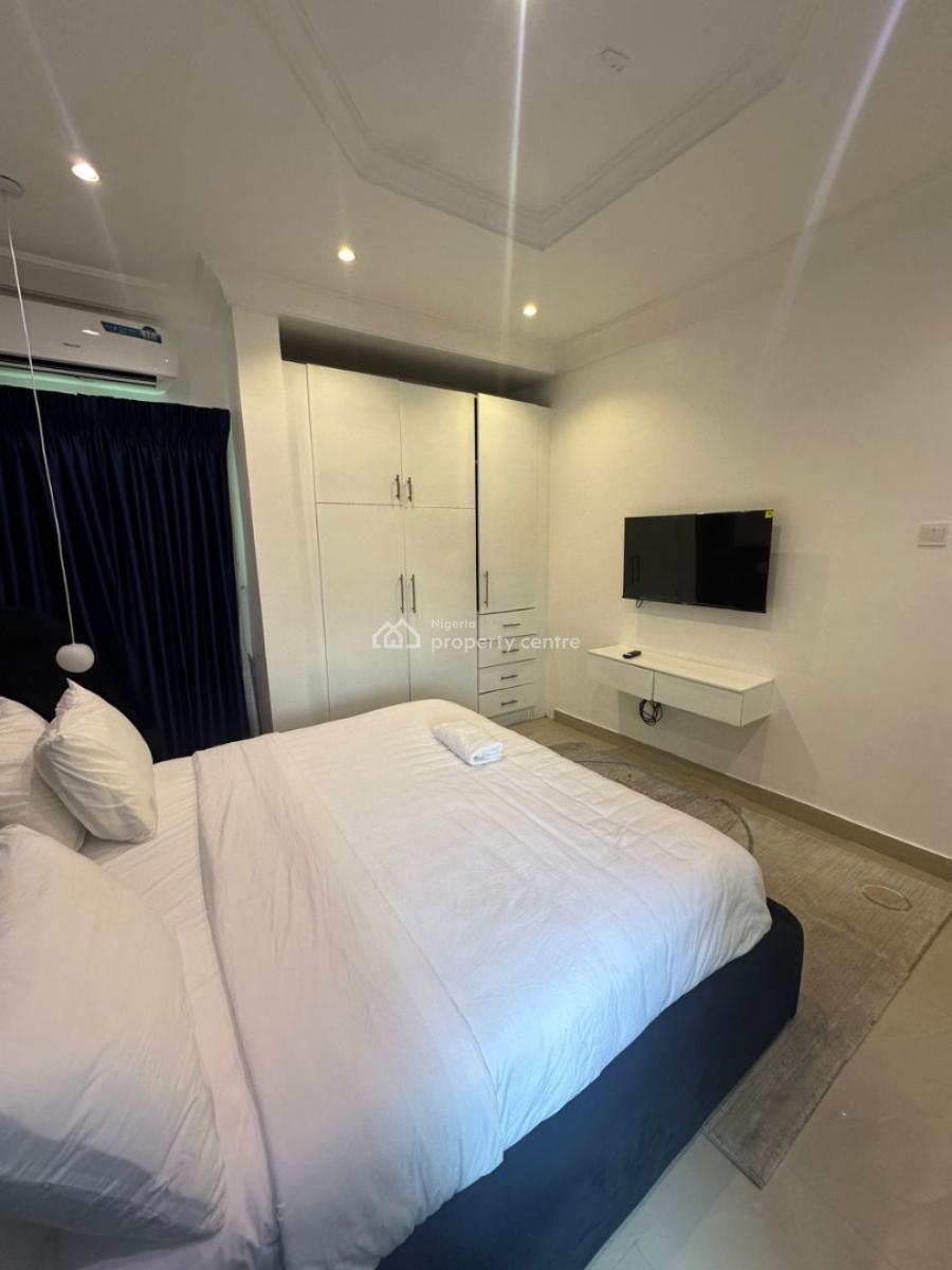 Luxury 3-bedroom Apartment with Pool & City View, Ikoyi, Lagos, Flat / Apartment Short Let