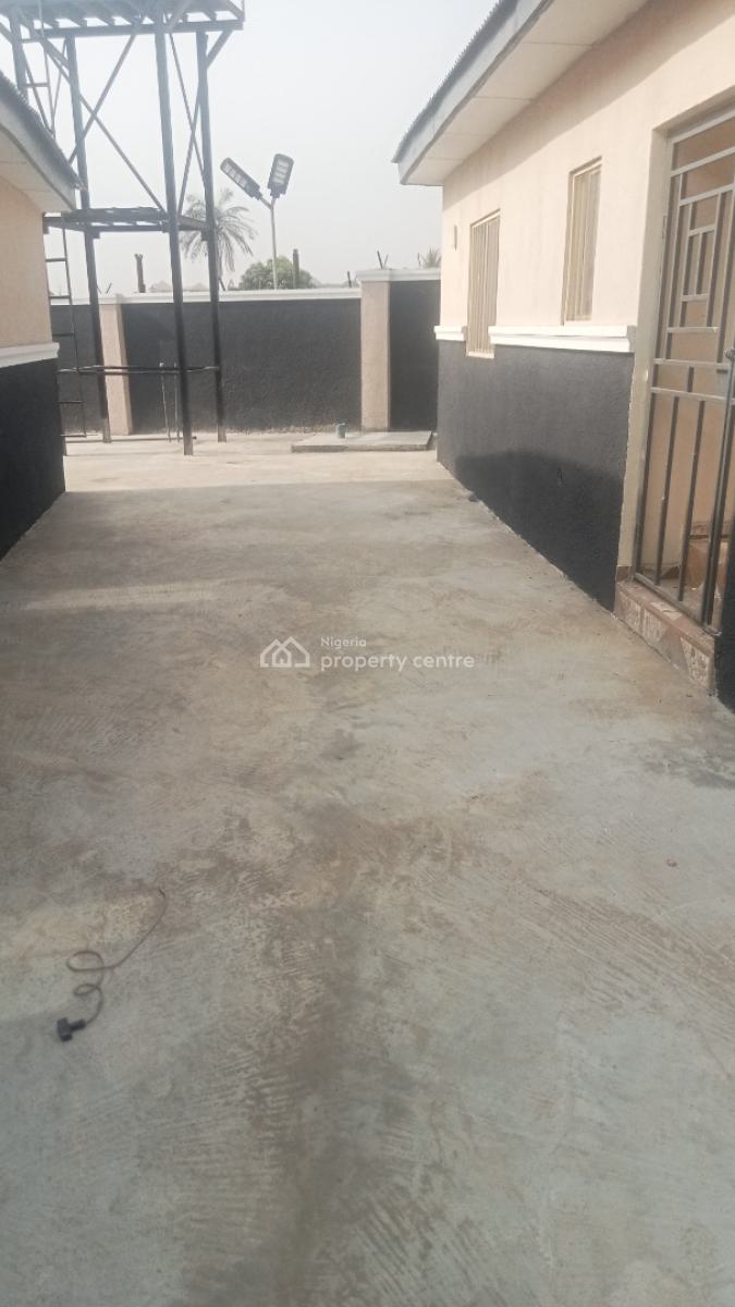 Self Contained, Kubwa, Kubwa, Abuja, Self Contain (single Rooms) for Rent
