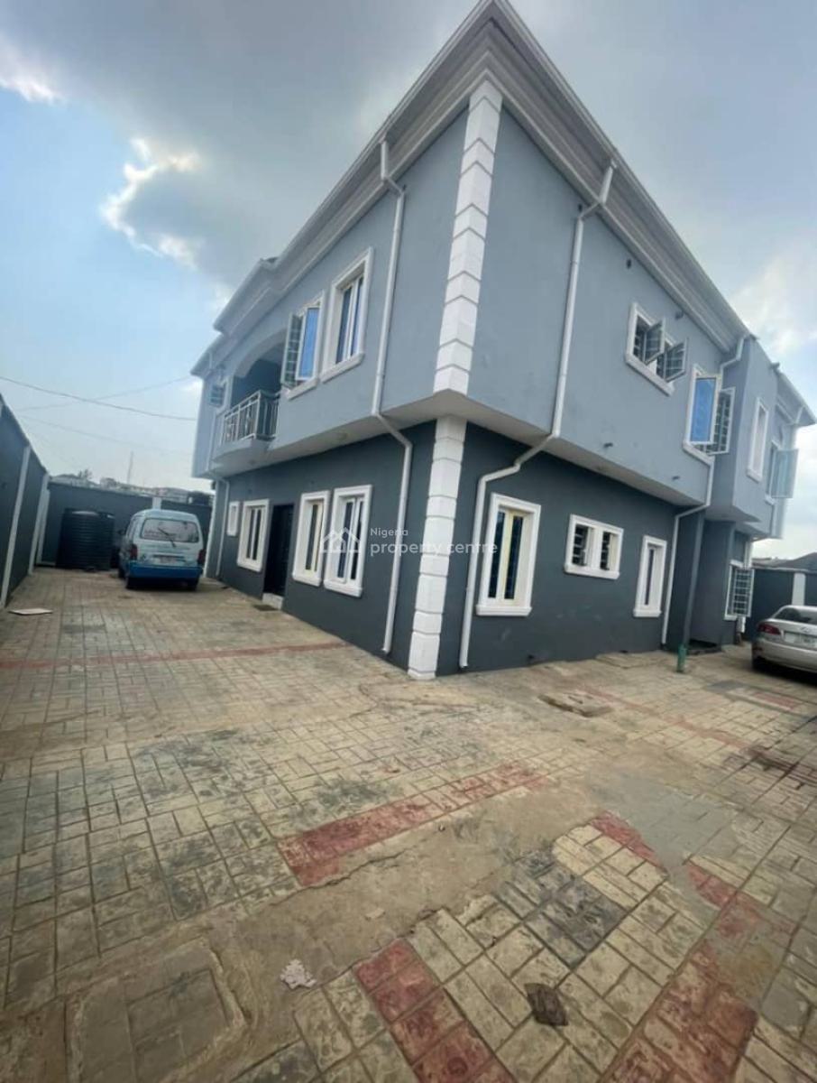 Lovely 2 Bedroom Flat with All Rooms Ensuite, Shangisha Off Kasumu Street, Magodo, Lagos, House for Rent