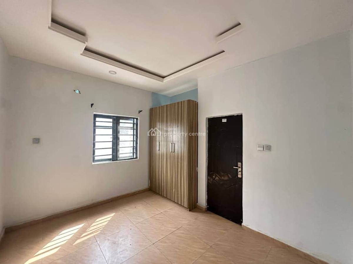 Newly Renovated Luxury 3 Bedroom Apartment, Abraham Adesanya Axis By Ogombo Road, Ajah, Lagos, Flat / Apartment for Rent