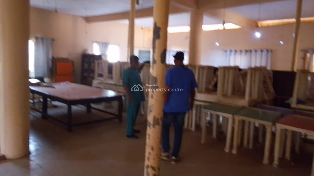 Functional School, Akobo, Ibadan North-east, Oyo, School for Sale