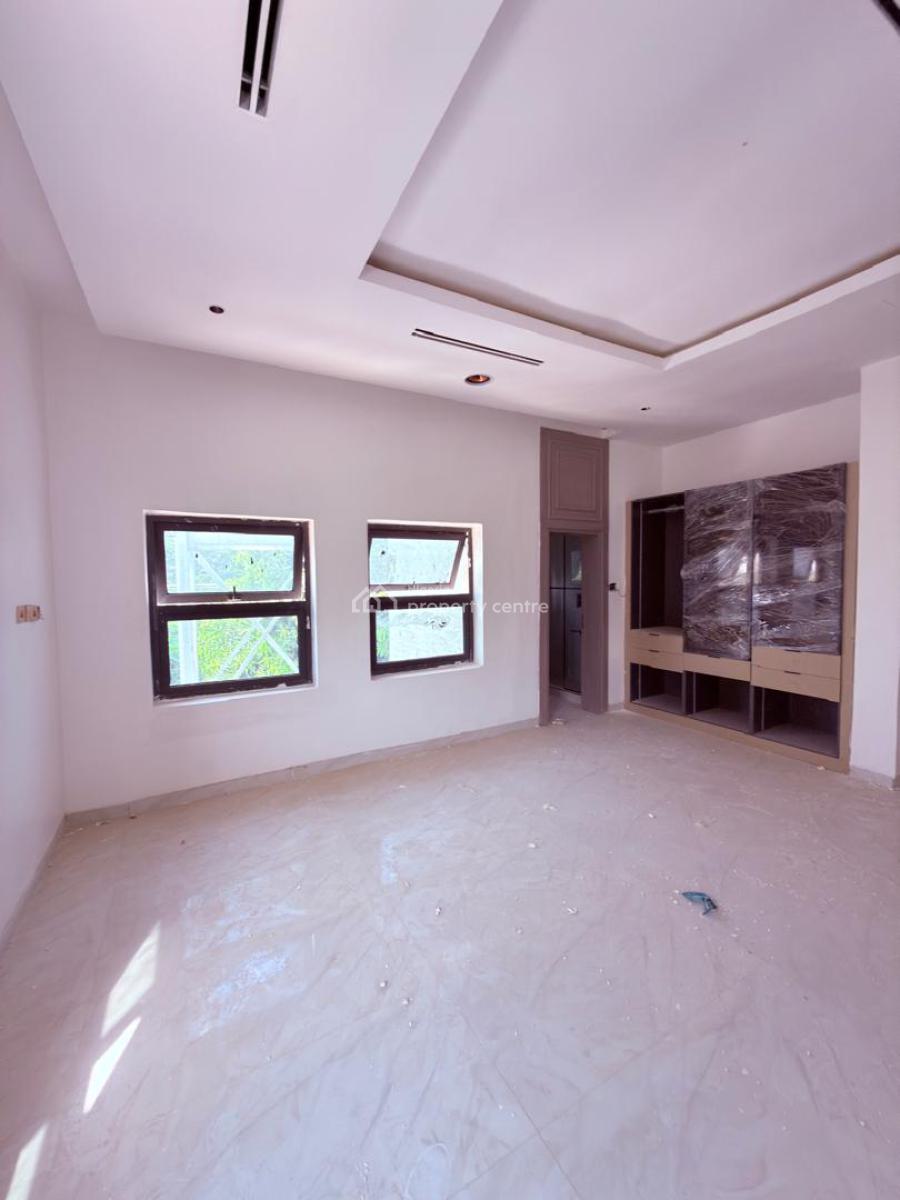 7-bedroom Fully Detached House with Bq, Maitama District, Abuja, House for Sale