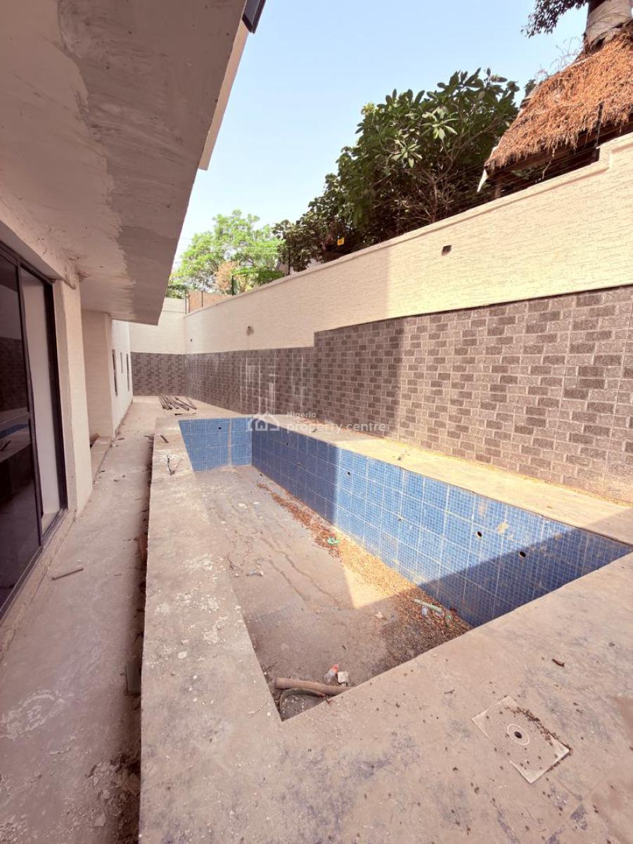 7-bedroom Fully Detached House with Bq, Maitama District, Abuja, House for Sale
