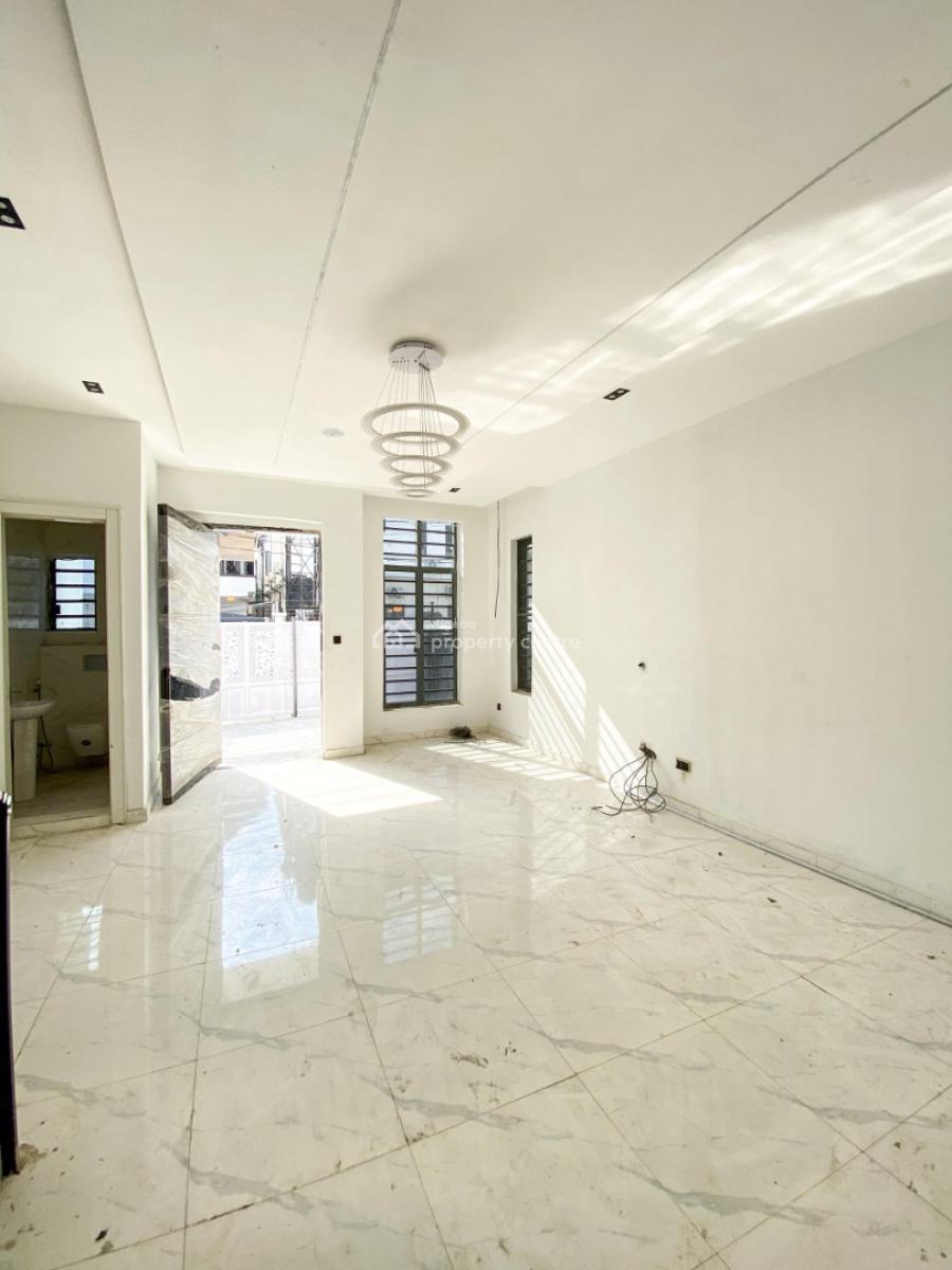 4 Bedrooms Semi Detached Duplex with Bq, Ikota, Lekki, Lagos, Semi-detached Duplex for Sale