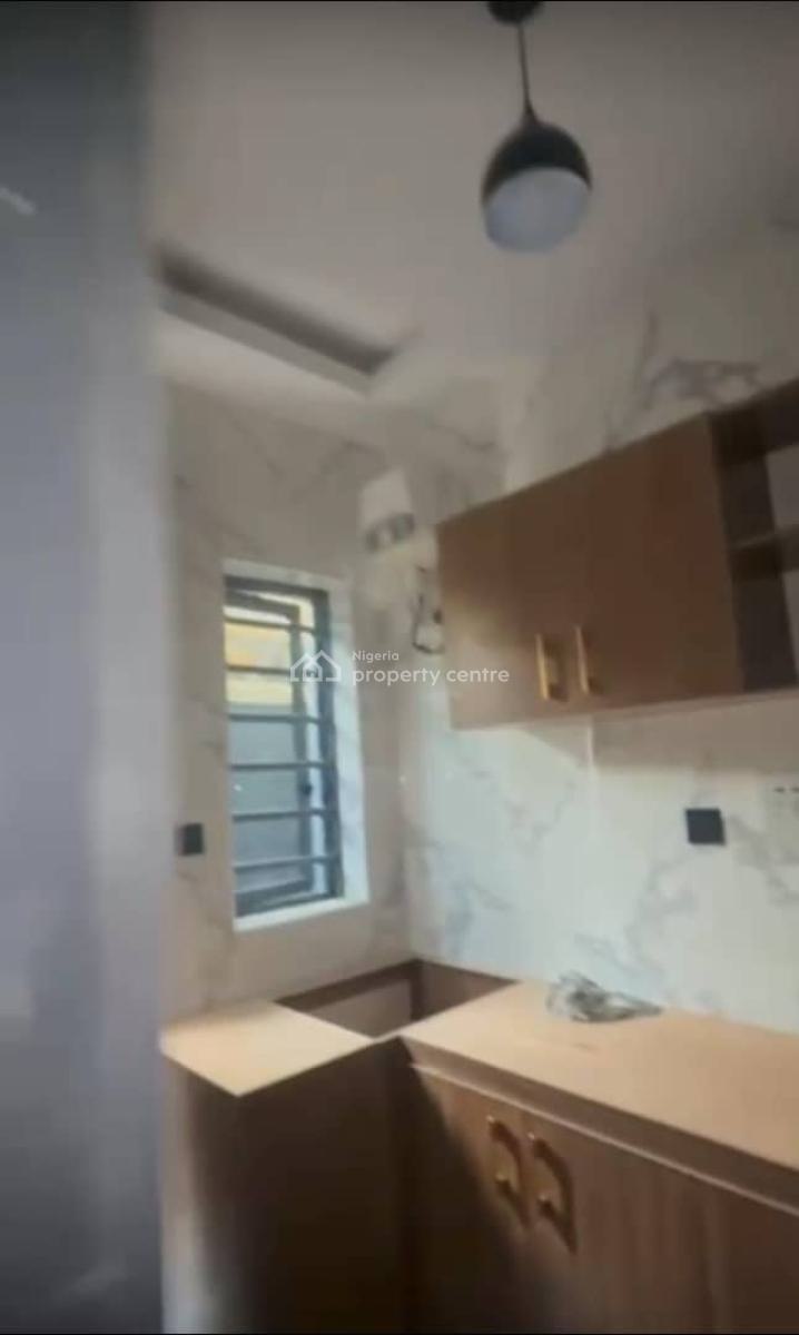 Lovely 2bedroom Duplex, Alhaji Irorun Street Off Ogulana Ijesha, Surulere, Lagos, Detached Duplex for Rent