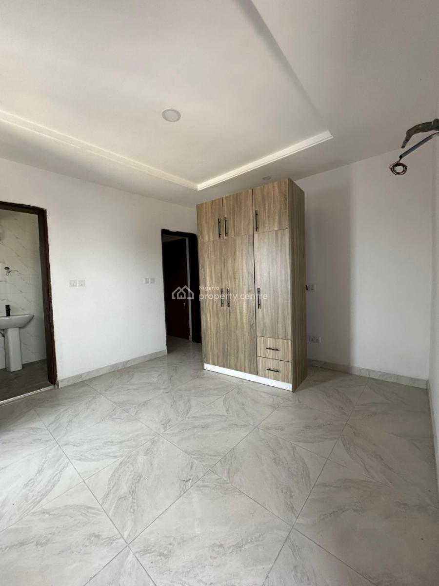 8 Units of 3 Bedroom Apartments with Bq, Lekki Phase 1, Lekki, Lagos, Flat / Apartment for Rent