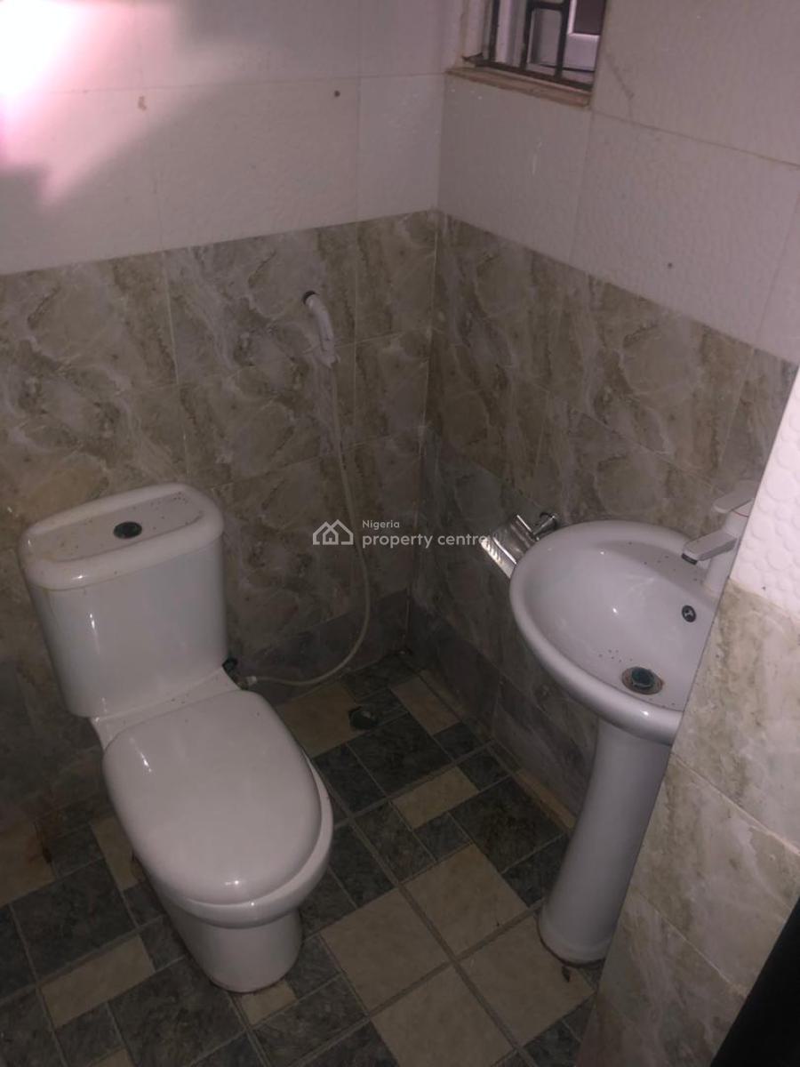 2 Bedrooms Apartment, Off Freedom Way, Lekki Phase 1, Lekki, Lagos, Flat / Apartment for Rent